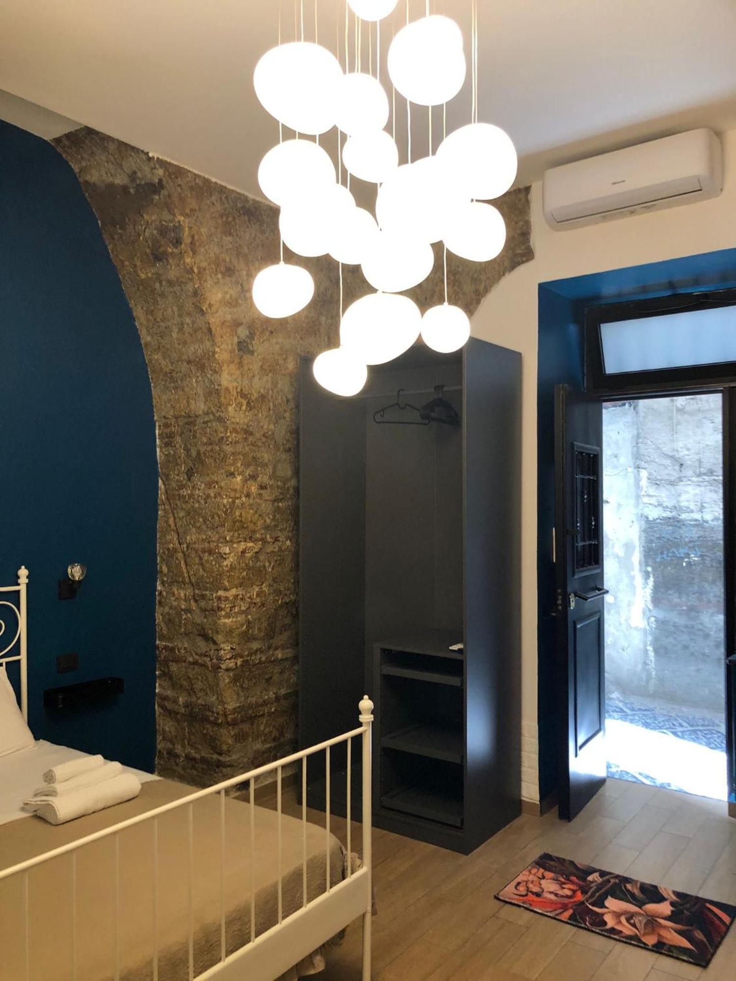 Casa Mariella Bed & Breakfast Наполи Екстериор снимка