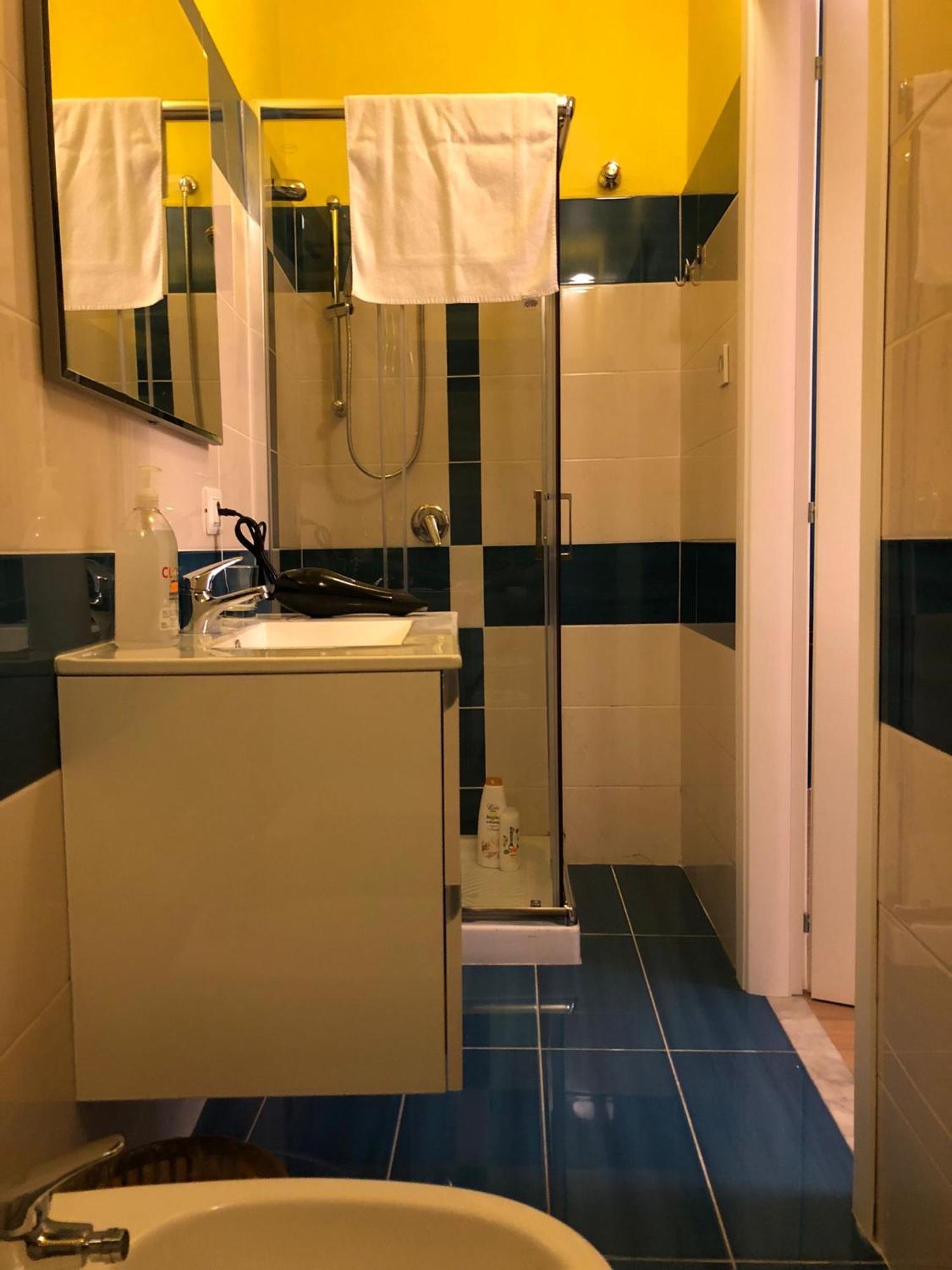 Casa Mariella Bed & Breakfast Наполи Екстериор снимка